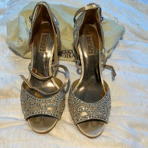 EUC Badgley Mischka Wedges